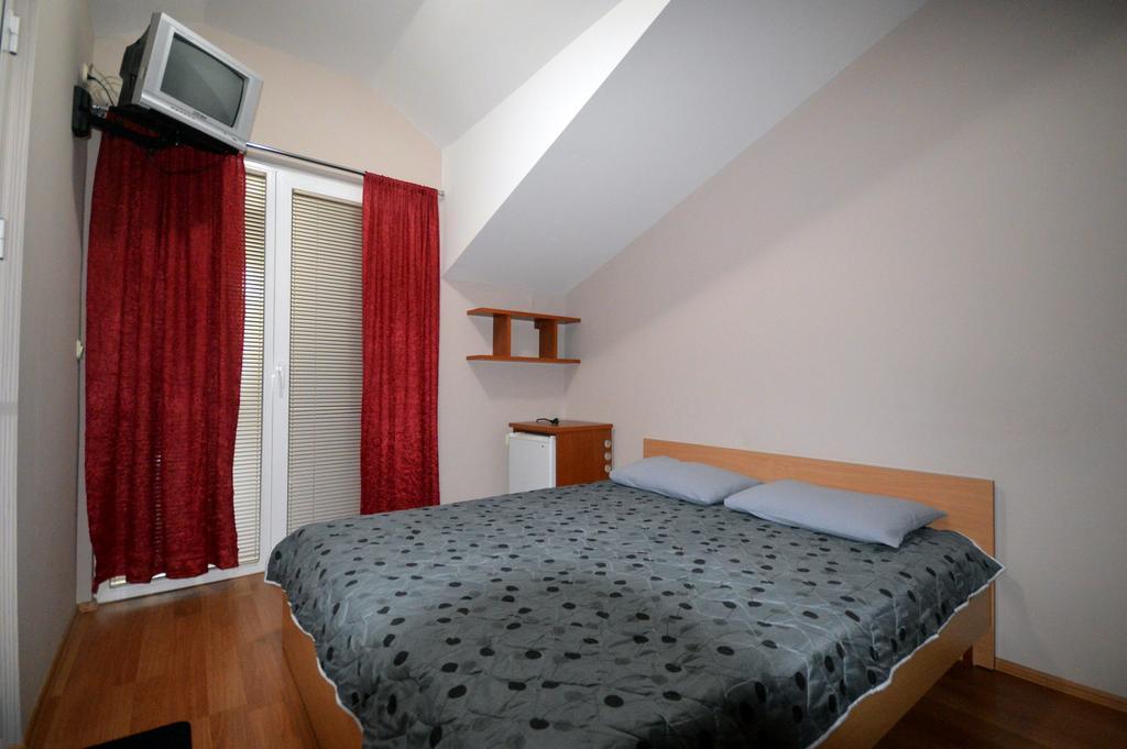 Mitko'S Guest House Охрид Экстерьер фото